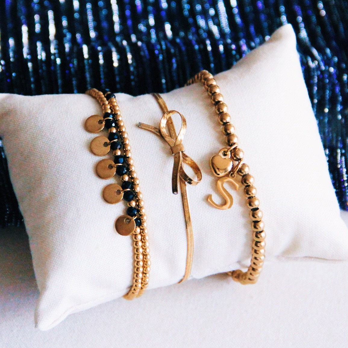 Armband met dubbele kralen met facetten en muntjes - nude