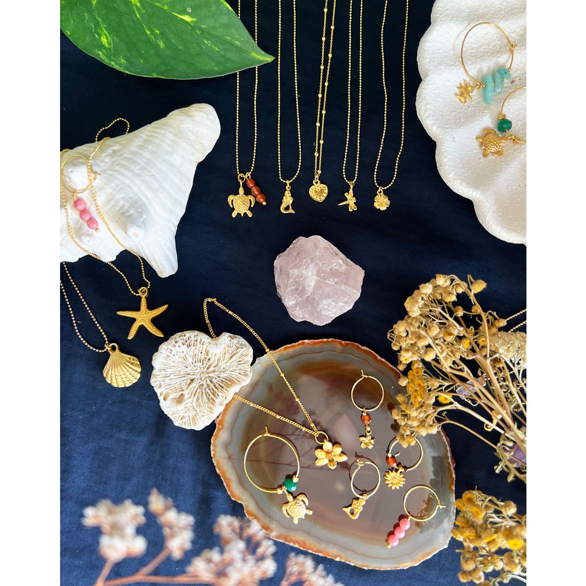 Bird & amazonite golden hoops